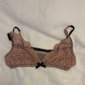 Hanky Panky Lace Bralette in Pink and Black